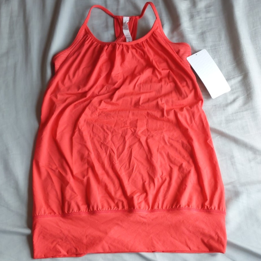 LULULEMON No Limits Tank